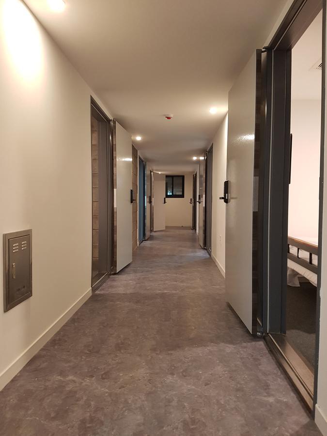 One Way Guesthouse Пусан Екстер'єр фото