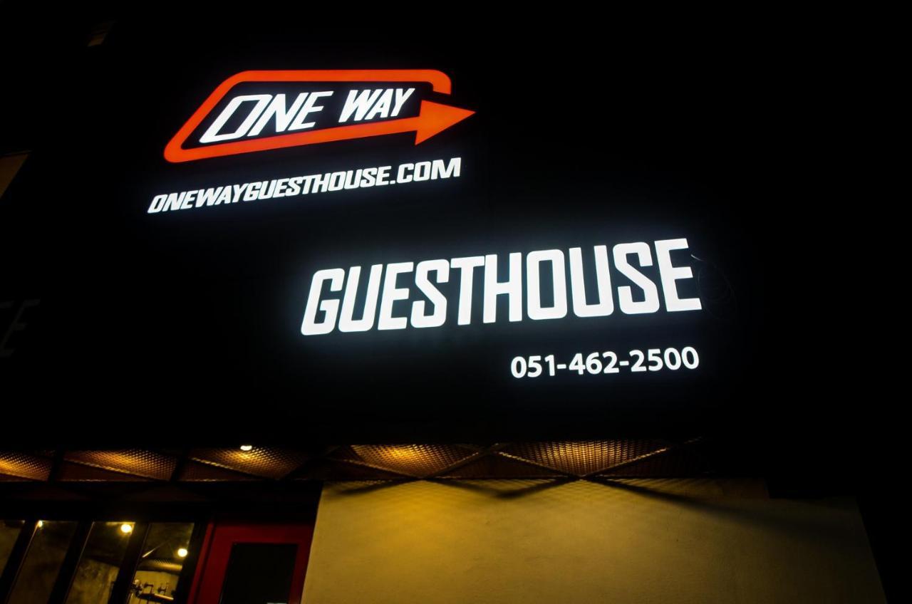 One Way Guesthouse Пусан Екстер'єр фото